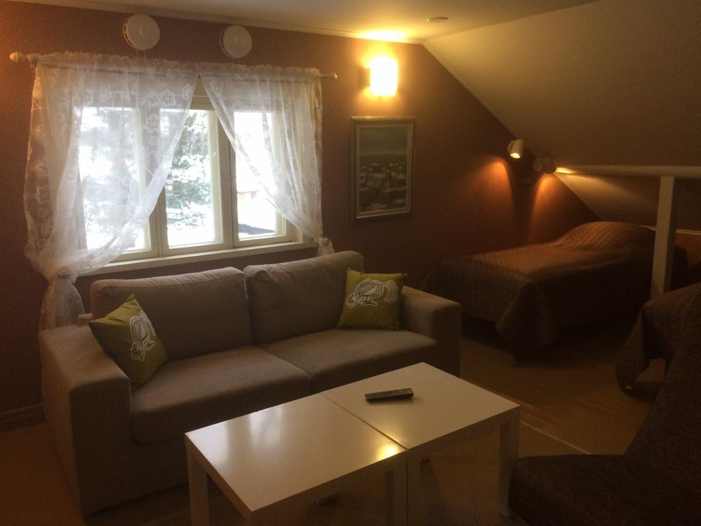 Hotel Koljonvirran Kartano Iisalmi Habitación foto